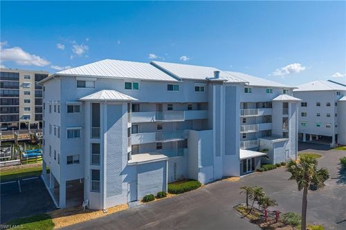 334-4531 Bay Beach Ln, FORT MYERS BEACH, FL, 33931-4965 | Card Image