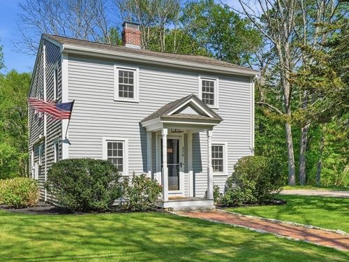 270 Lincoln St, Norwell, MA, 02061-1235 | Card Image