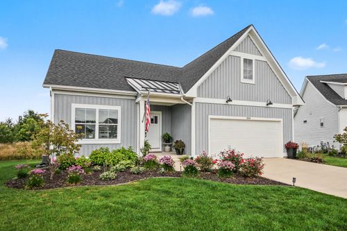 509 Sun Vale Ln, Grandville, MI, 49418-9527 | Card Image
