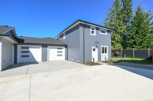 b-2315 Mcdonald Rd, Comox, BC, V9M0C8 | Card Image