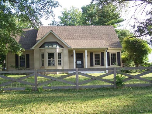 679 Collett Rd, Bowling Green, KY, 42104-0363 | Card Image
