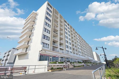 3700 Boardwalk, Sea Isle City, NJ, 08243-2152 | Card Image