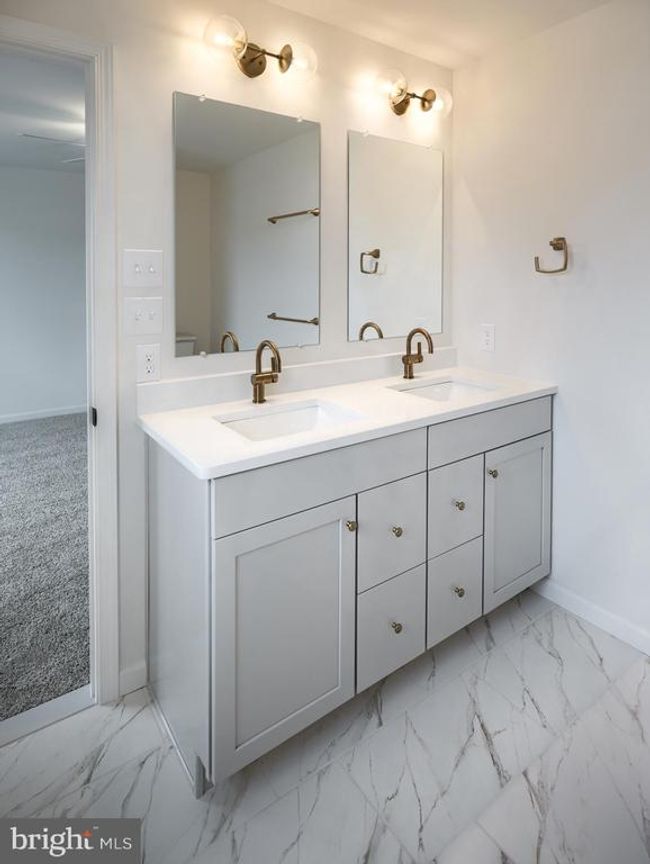 13 Tilghman Trl, Townhouse with 3 bedrooms, 3 bathrooms and null parking in MECHANICSBURG PA | Image 5