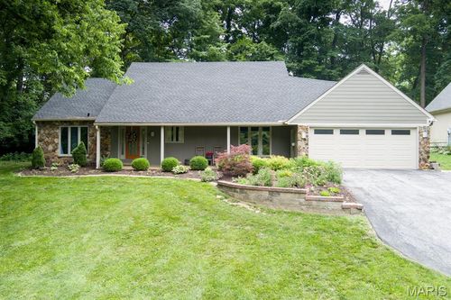 18 Powder Creek Dr, Belleville, IL, 62223-1919 | Card Image