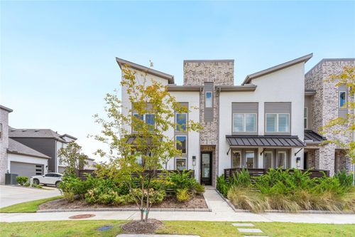 16654 Texas Hill Country Rd, Cypress, TX, 77433-7249 | Card Image