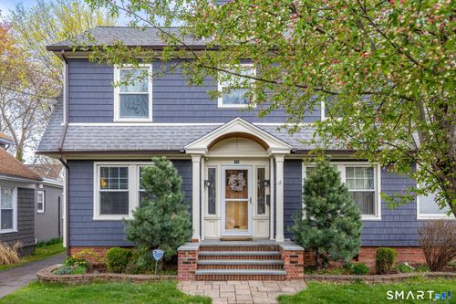 75 Harmon St, Hamden, CT, 06517-1819 | Card Image