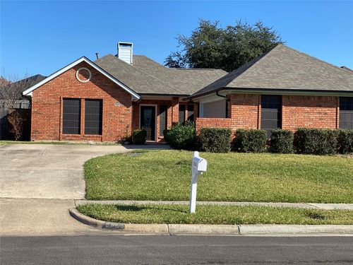 4744 Montego Bay Dr, Irving, TX, 75038-4001 | Card Image