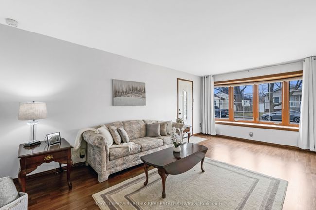 1170 Prado Pl, House other with 3 bedrooms, 1 bathrooms and 2 parking in Windsor ON | Image 5