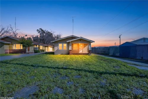 901 S 11th Ave, Hanford, CA, 93230-5364 | Card Image