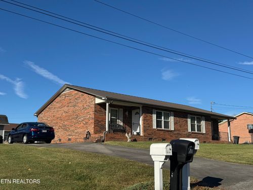 512 Wilson St, Lenoir City, TN, 37771-6632 | Card Image