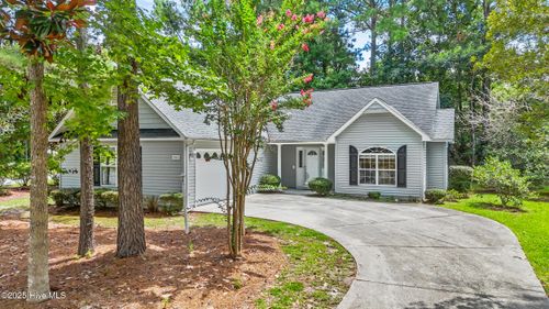 701 Hummingbird S, Swansboro, NC, 28584-8376 | Card Image