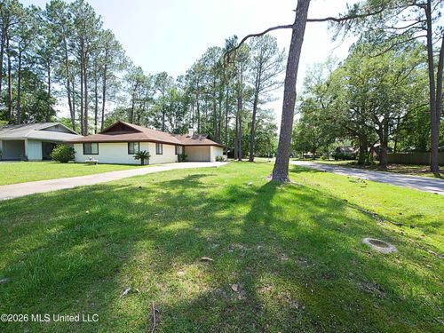 1 Quail Creek Dr, Diamondhead, MS, 39525 | Card Image