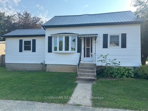 3195 River St, Brooke Alvinston, ON, N0N1A0 | Card Image