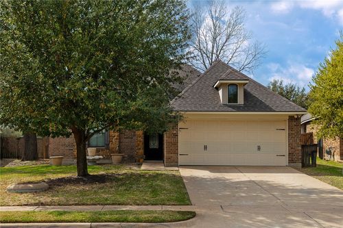 15538 Creek Meadow Blvd N, College Station, TX, 77845-2405 | Card Image