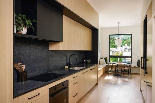 3-37940 Fourth Ave, Squamish, BC, V8B0B6 | Card Image