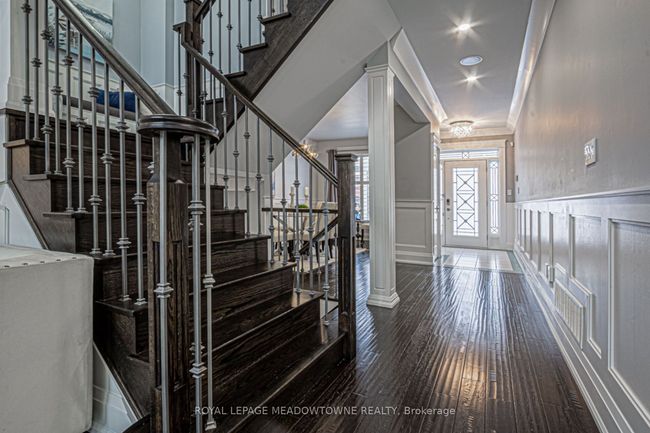 729 Wettlaufer Terr, House other with 5 bedrooms, 4 bathrooms and 2 parking in Milton ON | Image 19