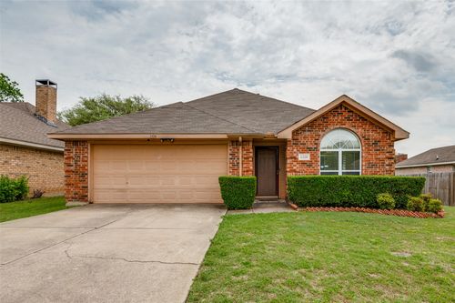1328 Mallard Dr, DeSoto, TX, 75115-7171 | Card Image