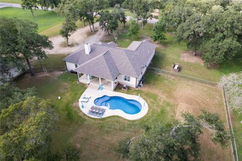 1672 Watterson Rd, Red Rock, TX, 78662-2587 | Card Image