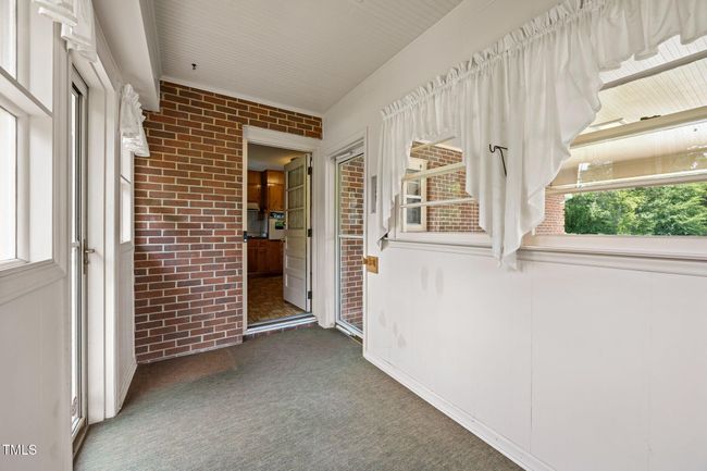 Porch | Image 20