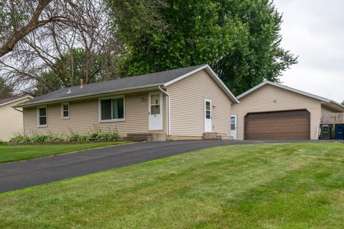 5916 Upper 183rd St W, Farmington, MN, 55024-8104 | Card Image