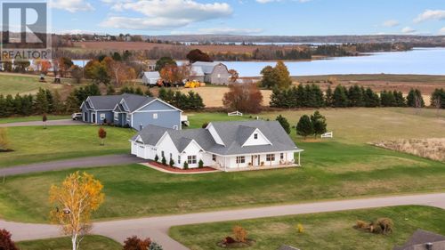 8 Av Macneill, Clyde River, PE, C0A1H1 | Card Image