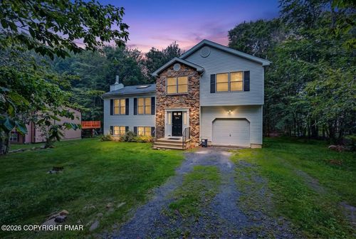 5154 Iroquois St, Tobyhanna, PA, 18466-7844 | Card Image