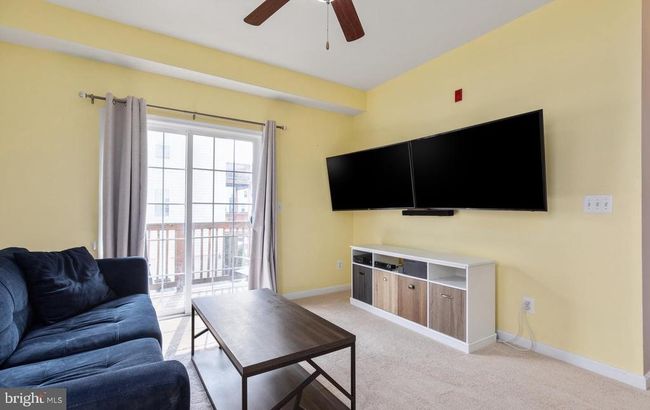 24686 Byrne Meadow Sq, Townhouse with 3 bedrooms, 3 bathrooms and null parking in ALDIE VA | Image 16