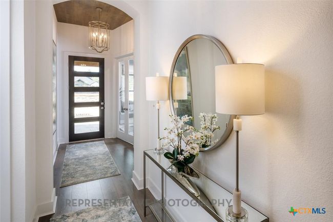 148 Basket Flower Loop, House other with 4 bedrooms, 3 bathrooms and null parking in Kyle TX | Image 5