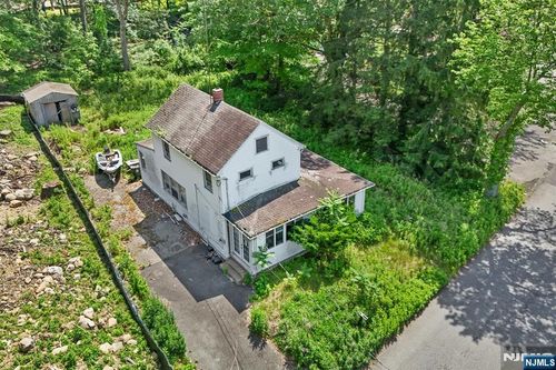 48 Old Budd Lake Rd, Budd Lake, NJ, 07828-1812 | Card Image