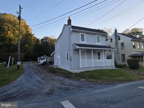 50 W Ryeland Rd, WOMELSDORF, PA, 19567-9204 | Card Image