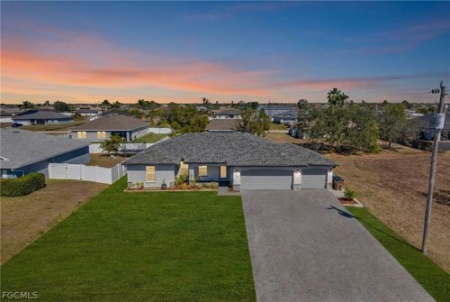 403 Nw 17th Ter, Cape Coral, FL, 33993-5160 | Card Image