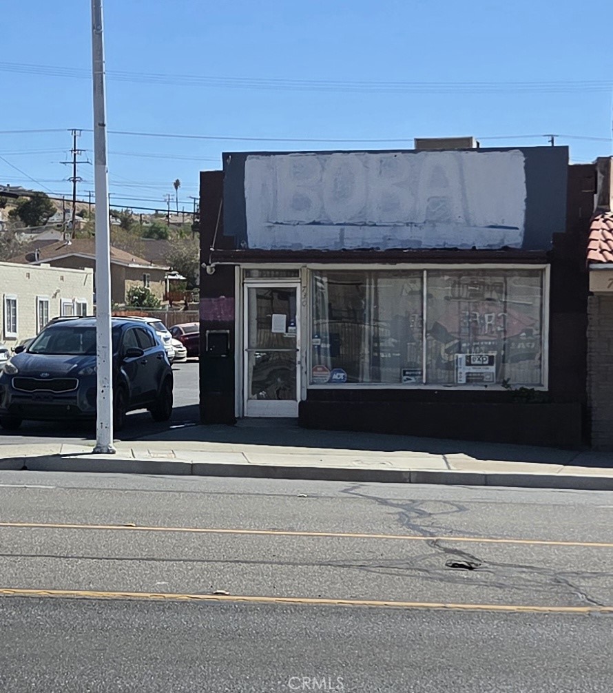 Commercial Lease in Barstow