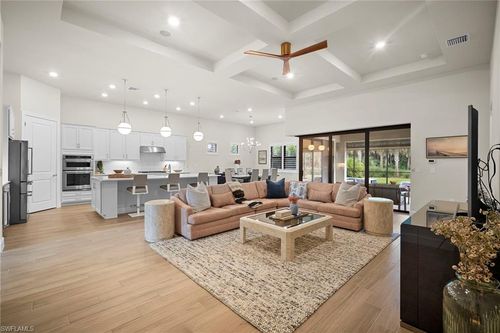 9774 Everglades Dr, NAPLES, FL, 34120-1999 | Card Image