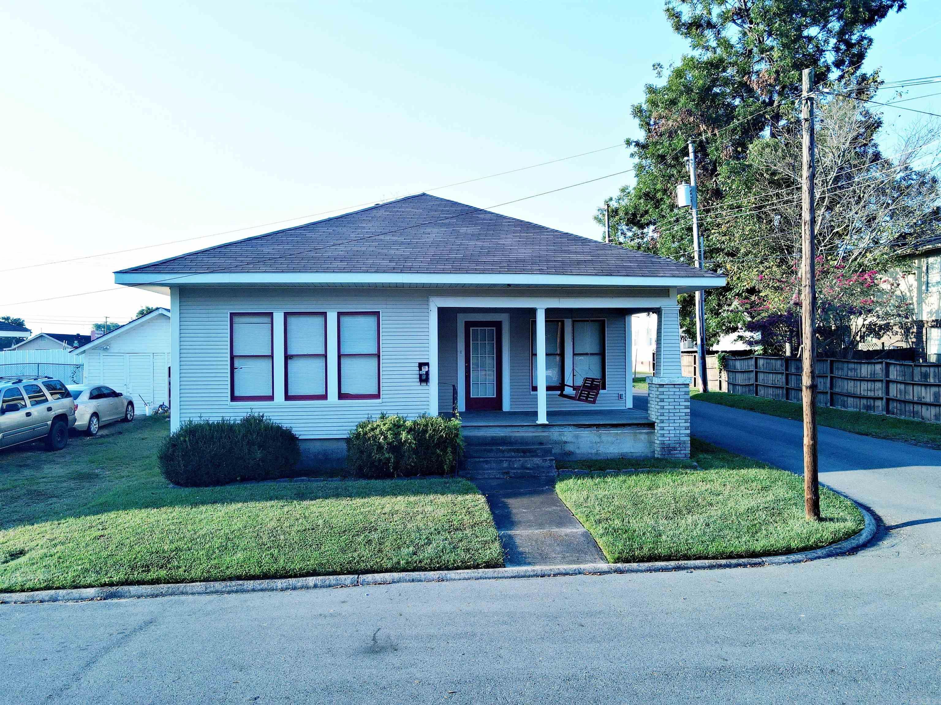 Hickory St, Arkadelphia, AR 71923 #1