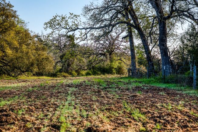 8 Fieldcrest Ln, Home with 0 bedrooms, 0 bathrooms and null parking in Burton TX | Image 5