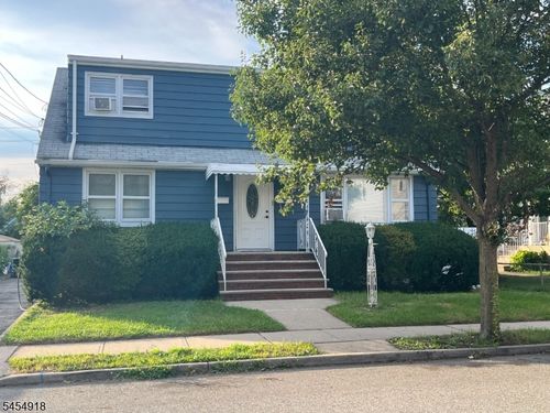 76 Campbell Ave, Clifton, NJ, 07013-2827 | Card Image