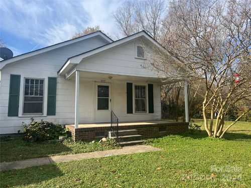 707 7th St, Spencer, NC, 28159-1531 | Card Image
