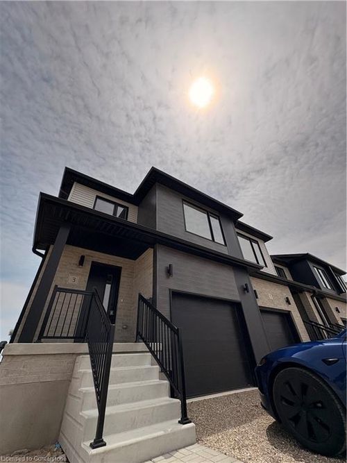 3 Becker Street, Stratford, ON, N5A0L2 | Card Image