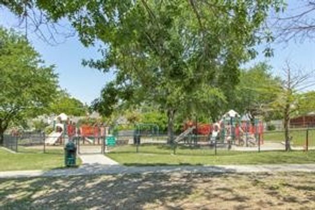 6003 Derek Trl, House other with 4 bedrooms, 4 bathrooms and null parking in Dallas TX | Image 32