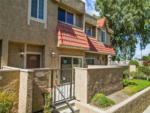 5-17910 River Cir, Canyon Country, CA, 91387 | Card Image
