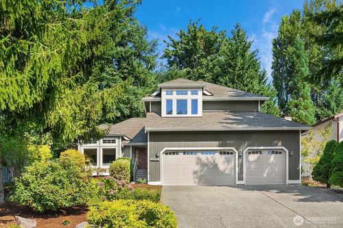 22910 Ne 15th Pl, Sammamish, WA, 98074-6509 | Card Image