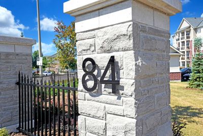 208 - 84 Aspen Springs Dr, Condo with 2 bedrooms, 2 bathrooms and 1 parking in Bowmanville ON | Image 2