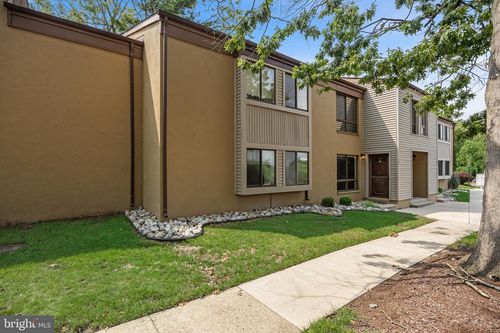 207 Hunter Ct, MARLTON, NJ, 08053-2024 | Card Image