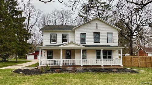 312 Center St, East Aurora, NY, 14052-2235 | Card Image