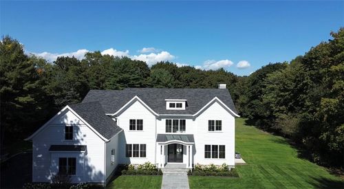 8 Linden Ln, East Norwich, NY, 11732-1626 | Card Image