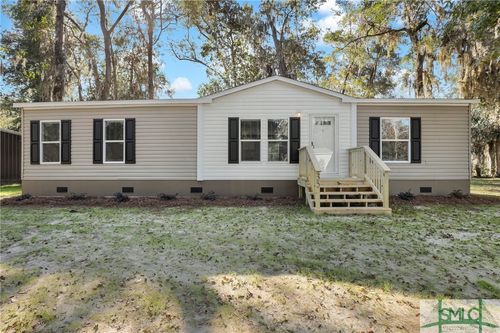 35 Faye Dr, Midway, GA, 31320-6400 | Card Image