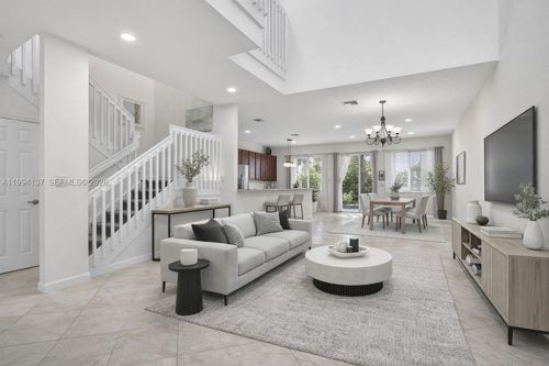 728 Se 2nd St, Pompano Beach, FL, 33060-7393 | Card Image