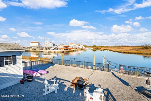 401 Kingfisher Rd, TUCKERTON, NJ, 08087-2413 | Card Image