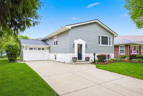 639 N Kaspar Ave, Arlington Heights, IL, 60004-5321 | Card Image