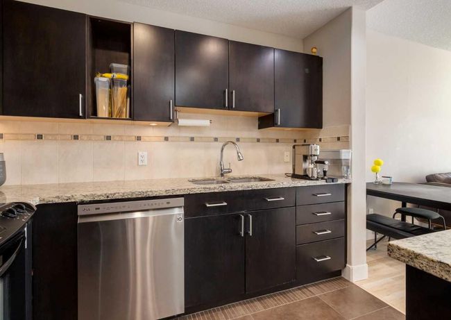2105 - 77 Spruce Pl Sw, Condo with 2 bedrooms, 2 bathrooms and 1 parking in Calgary AB | Image 7